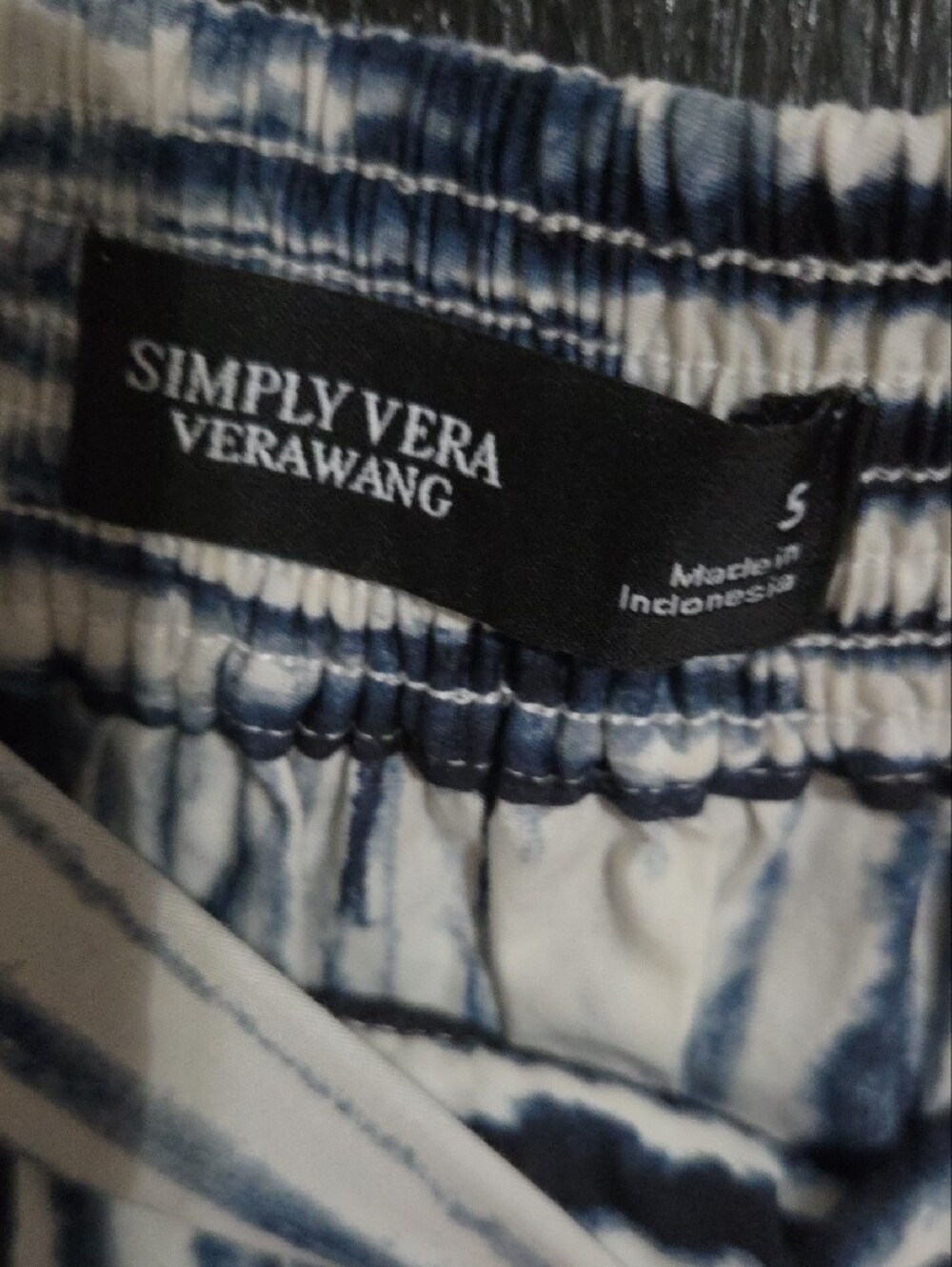 Simply Vera Vera Wang Navy and White Tie-Dye Maxi Skirt - Picture 2 of 3